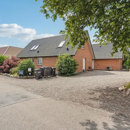 Lovely In Nyborg With Swimming Pool Nordenhuse